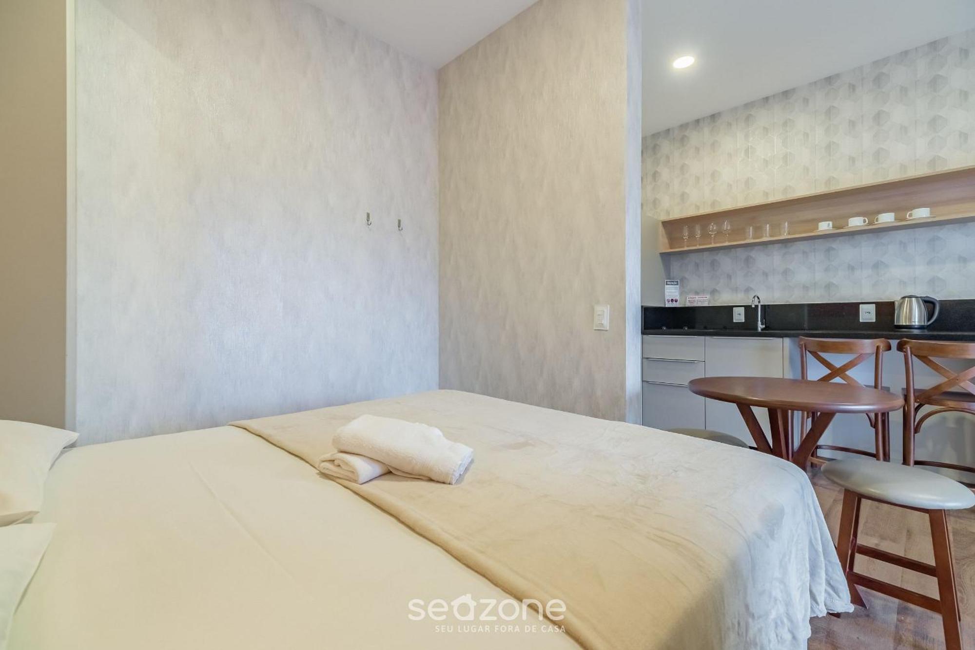 Lindos Studios Vec Bombinhas Phòng bức ảnh